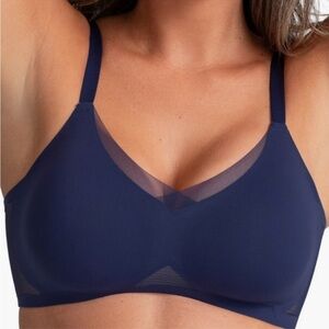 Honeylove Liftwear Crossover Bra in navy blue with mesh trim size large